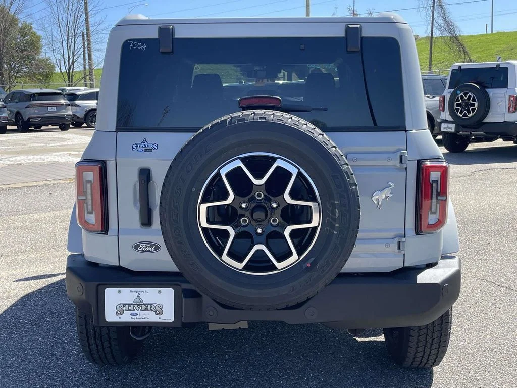 New 2026 White Ford Outer Banks image 4