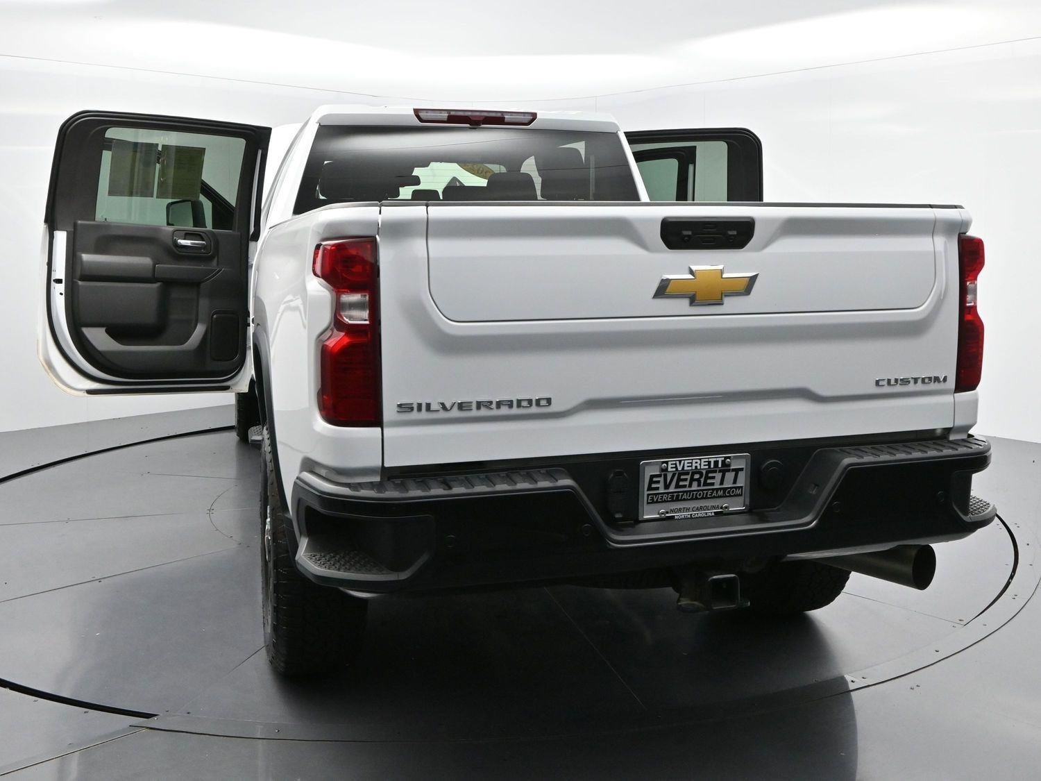 Used 2024 Summit White Chevrolet Custom image 40