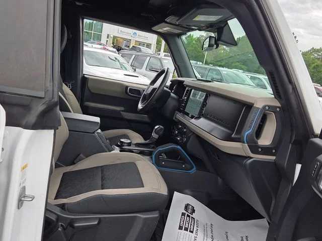 Used 2023 White Ford Wildtrak image 15