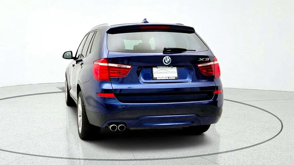 Used 2017 Deep Sea Blue Metallic BMW xDrive28i SAV w/ Premium Pkg 3, Navigation & 19