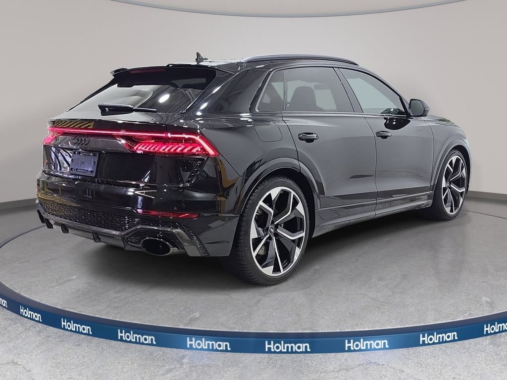 Used 2023 Black Audi 4.0T image 6