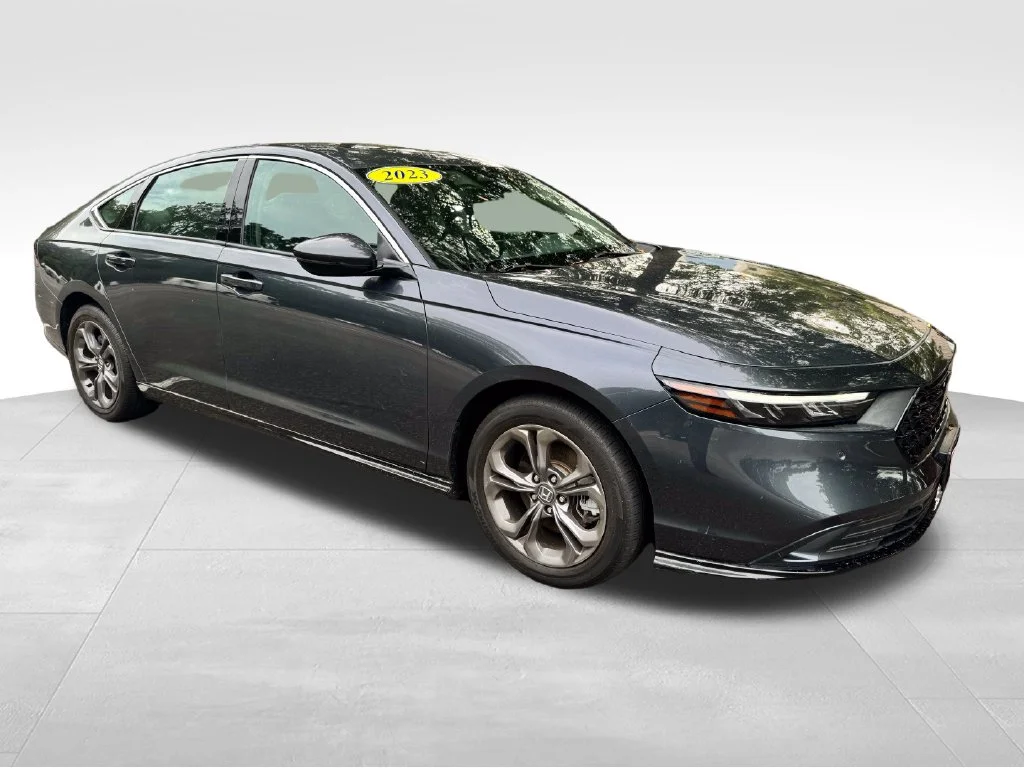 Used 2023  Honda EX-L image 7