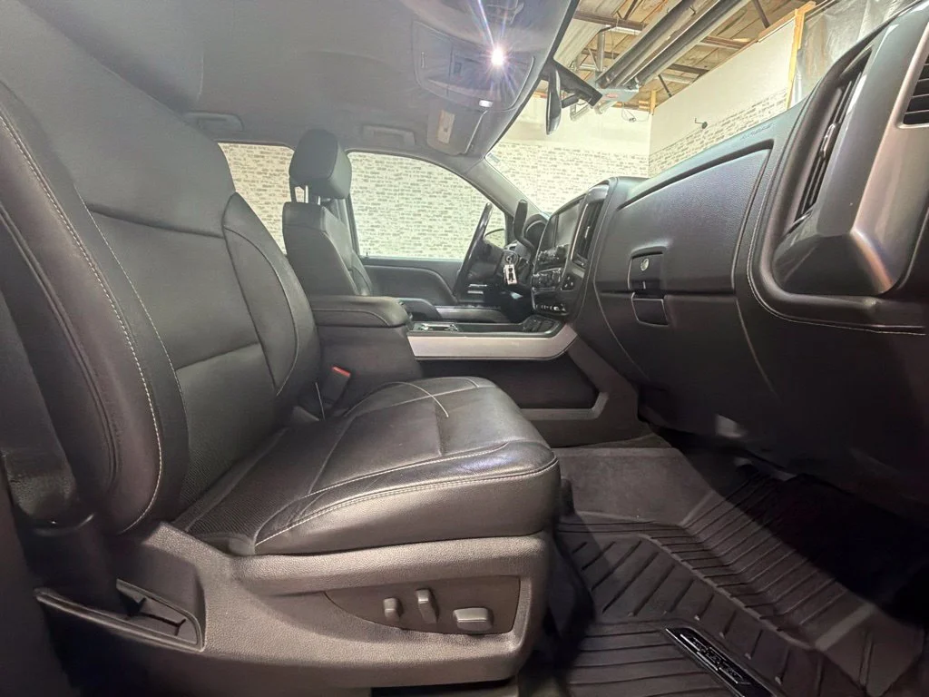 Used 2018 Centennial Blue Metallic Chevrolet LTZ image 11