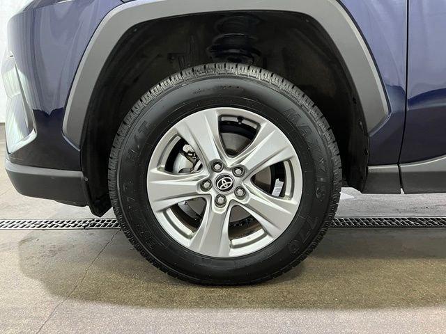 Certified Used 2025  Toyota XLE image 24