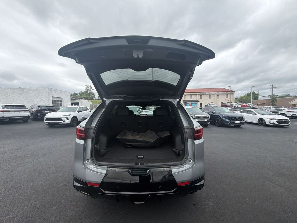 Used 2024 Gray Chevrolet RS image 29