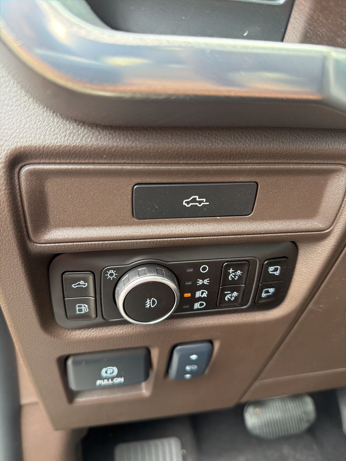 New 2026 Agate Black Metallic Ford King Ranch® image 17
