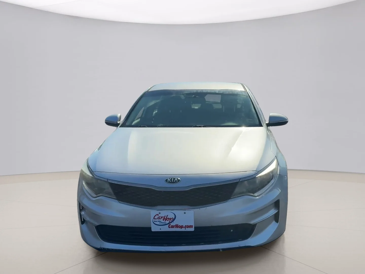 Used 2016 Silver Kia LX image 2