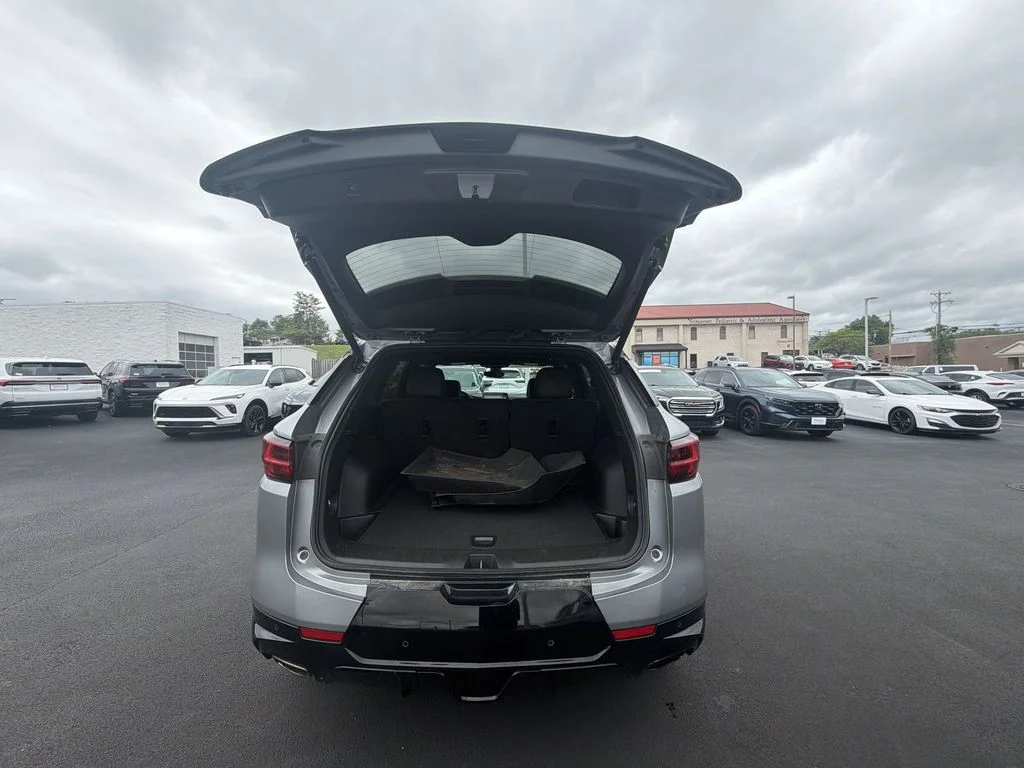 Used 2024 Gray Chevrolet RS image 29