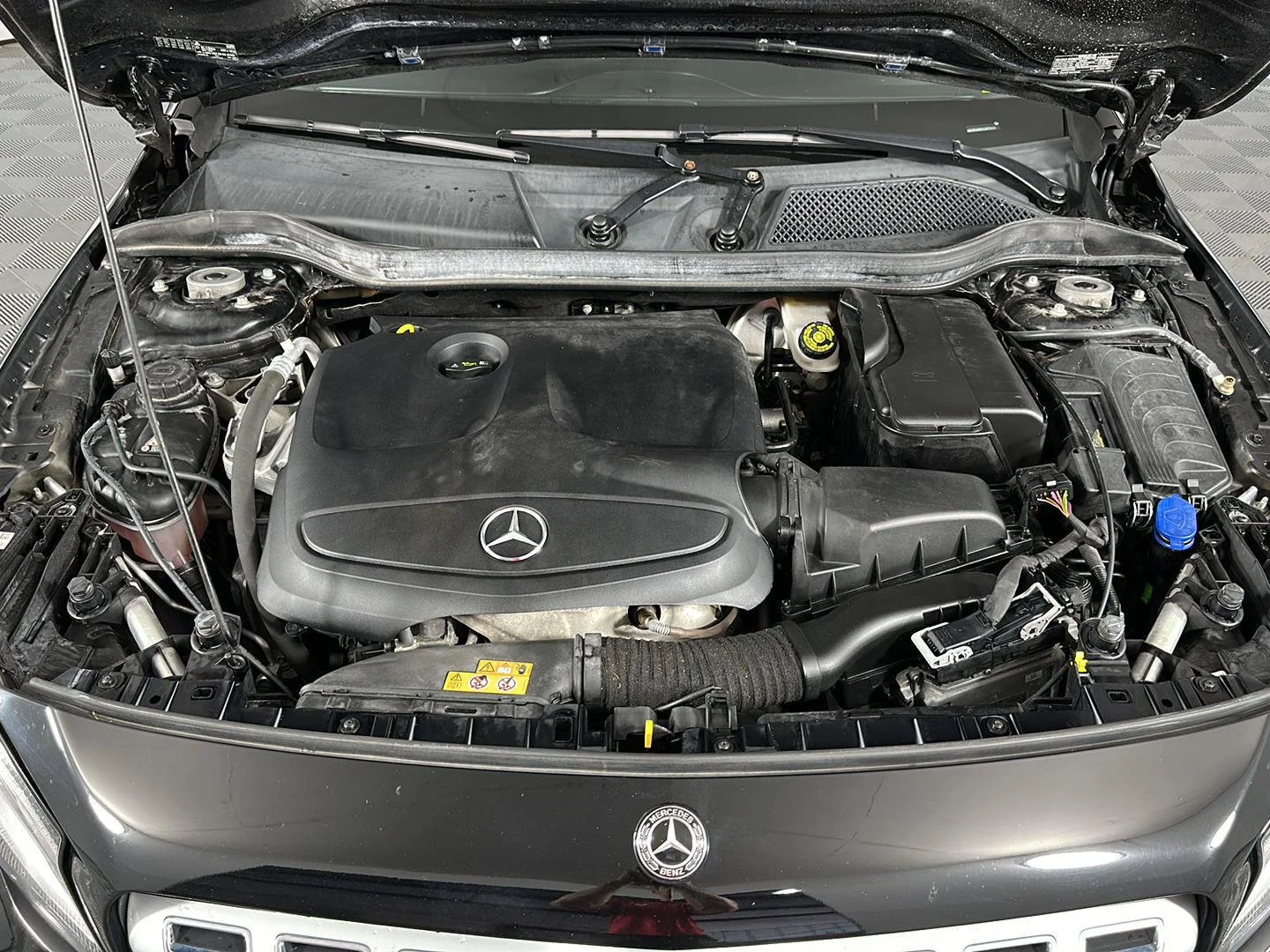 Used 2020 Cosmos Black Metallic Mercedes-Benz GLA 250 image 24