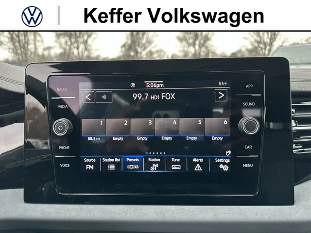 New 2026 Gray Volkswagen 1.5T SE image 22