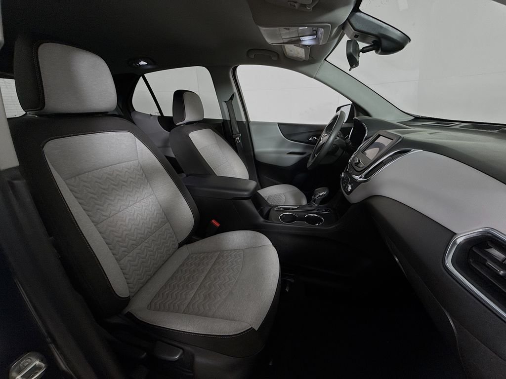 Used 2022 Gray Chevrolet LS image 26