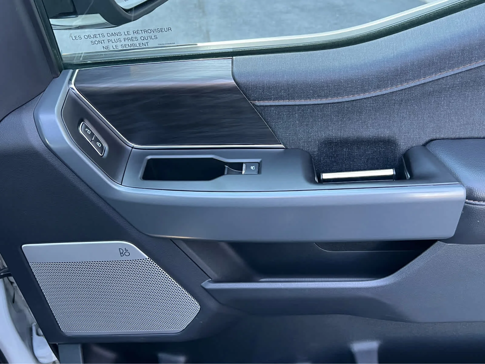 Used 2024 Avalanche Ford LARIAT image 18