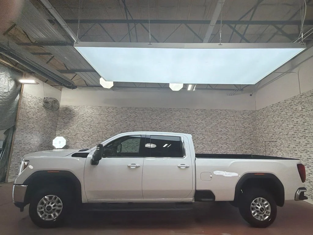 Used 2022 Summit White GMC SLE image 4