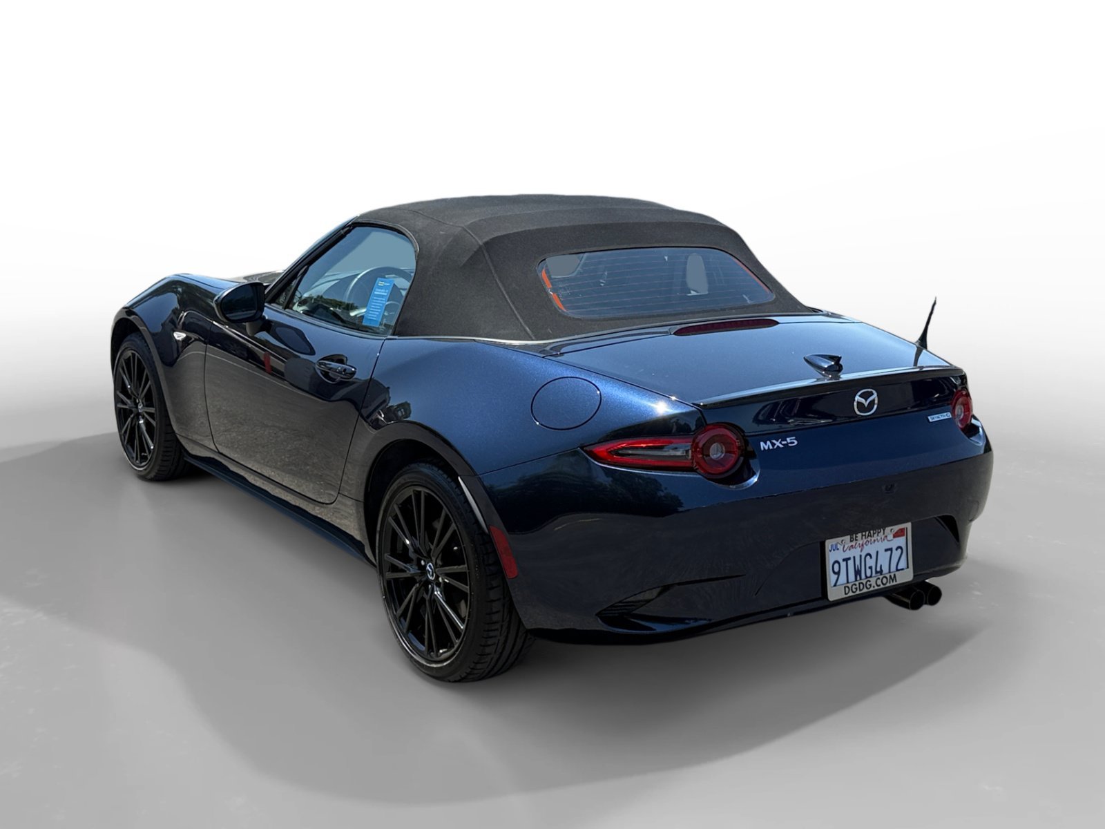 Certified Used 2025 Deep Crystal Blue Mica Mazda Club image 3