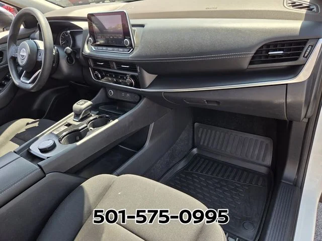 Used 2023 White Nissan S image 16