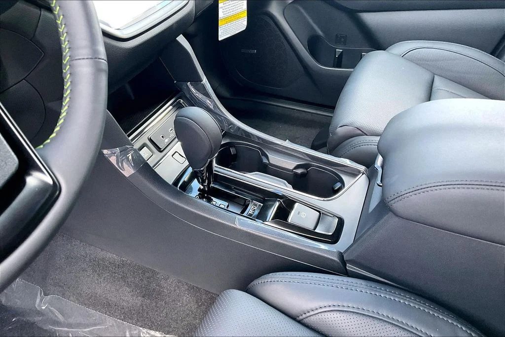 New 2026 SAPPHIRE BLUE PEARL Subaru Onyx Edition Touring 7-Passenger image 7