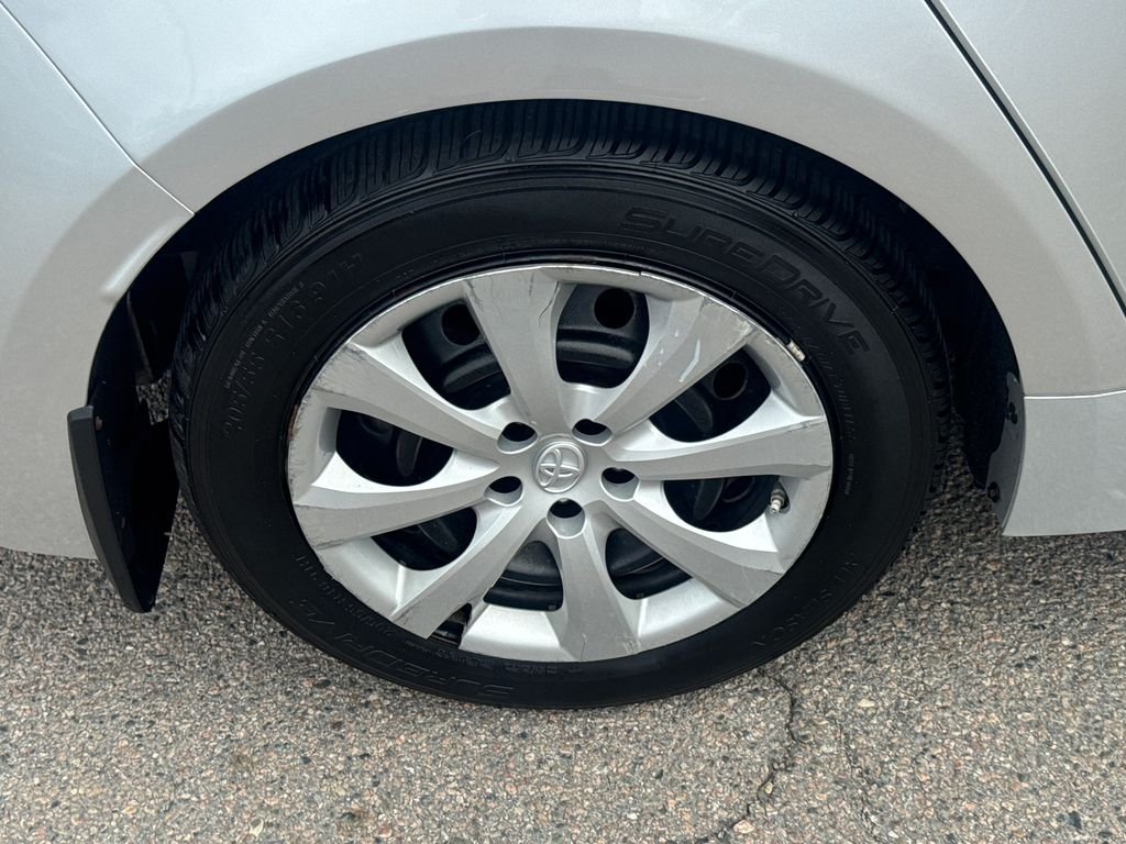 Used 2020 Silver Toyota LE image 41