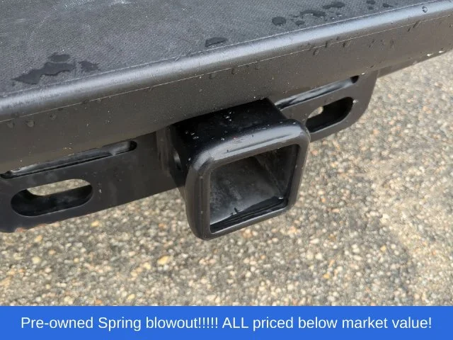 Used 2021 Blue Ford XL image 15