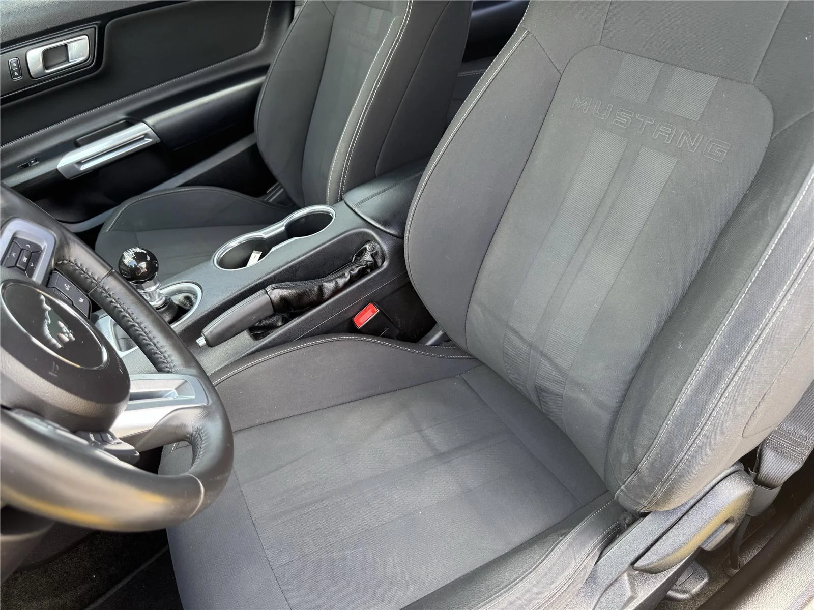 Used 2018 Triple Yellow Tri-Coat Ford GT image 11