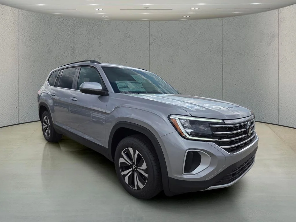 New 2026 Silver Volkswagen 2.0T SE image 7