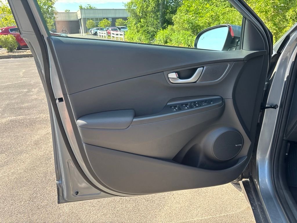Used 2020 Silver Hyundai Ultimate image 18