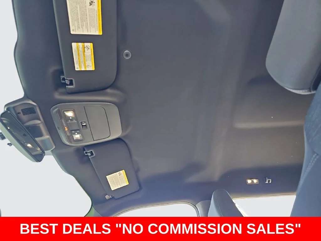 New 2026 Oxford White Ford XLT image 30