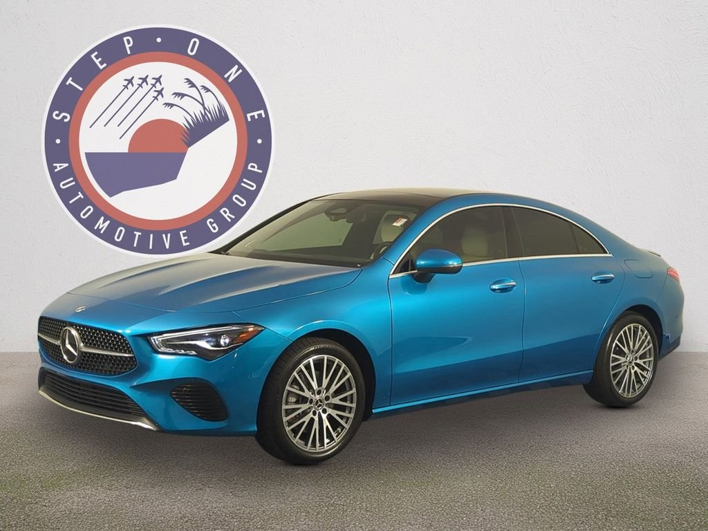 Used 2025  Mercedes-Benz CLA 250 image 2