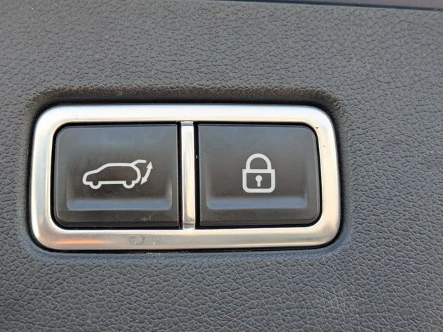 Used 2023 Blue Kia SX image 13