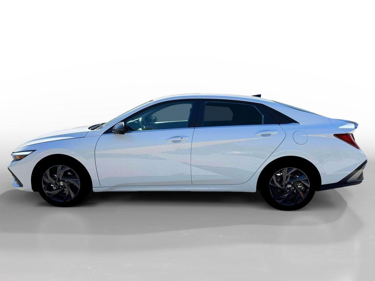 New 2026 Serenity White Hyundai SEL Sport image 22