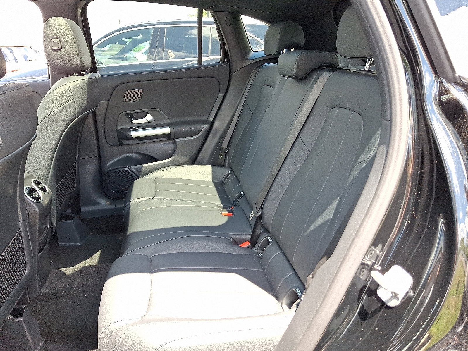 New 2026 Night Black Mercedes-Benz GLA 250 image 6