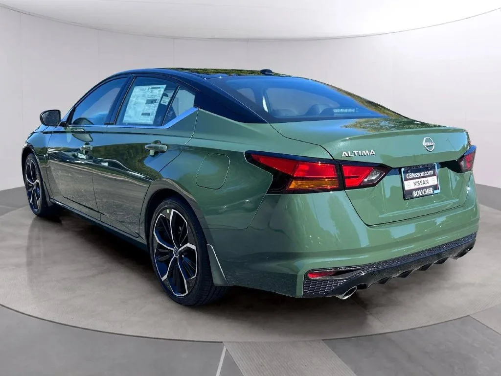 New 2026 Tactical Grn/Super Black Nissan 2.5 SR image 5
