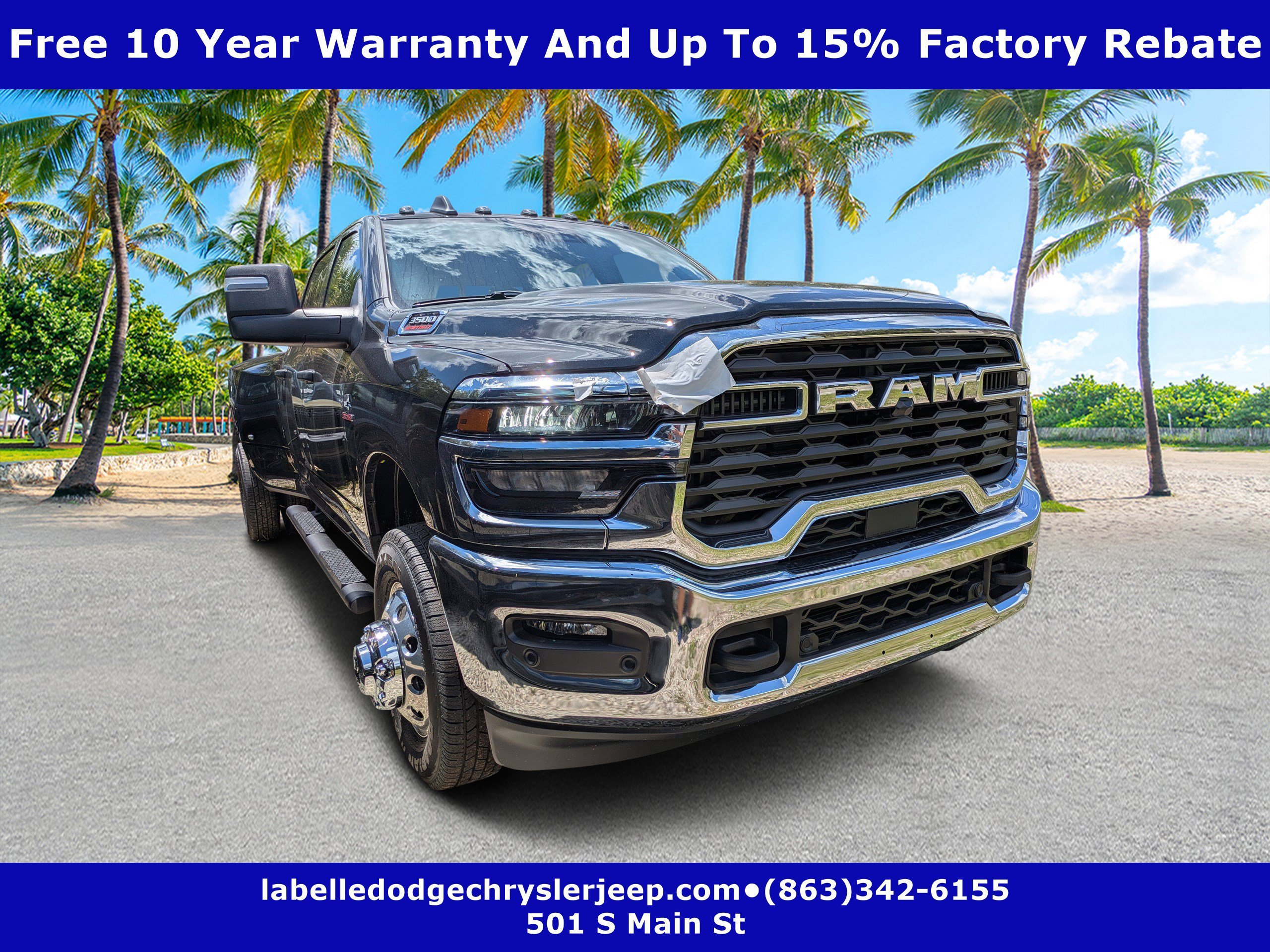 New 2026 Diamond Black Crystal Pearl-Coat Exterior Paint RAM Tradesman image 1