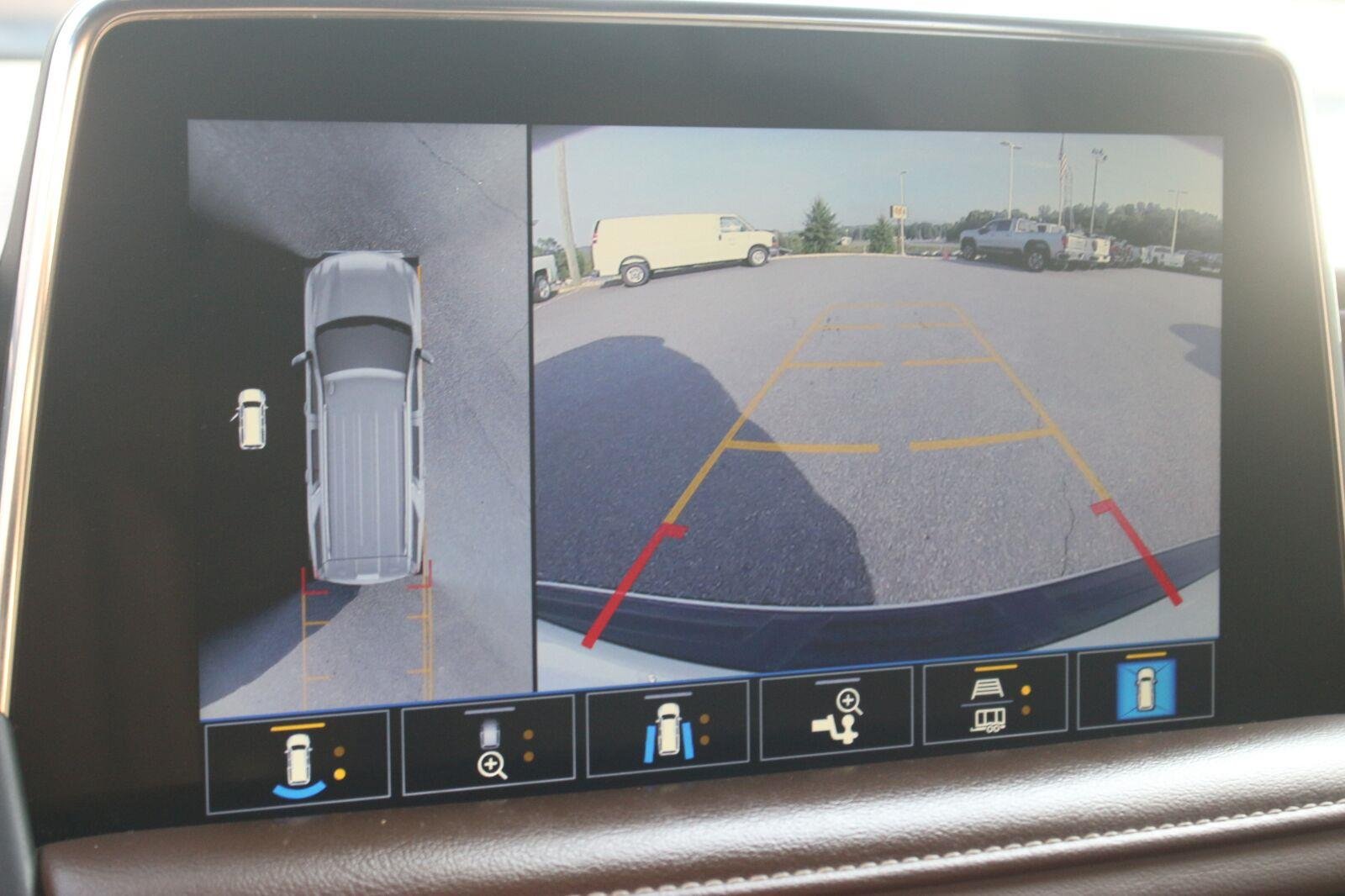 Used 2021 IRIDESCENT PEARL TRICOAT Chevrolet High Country image 23