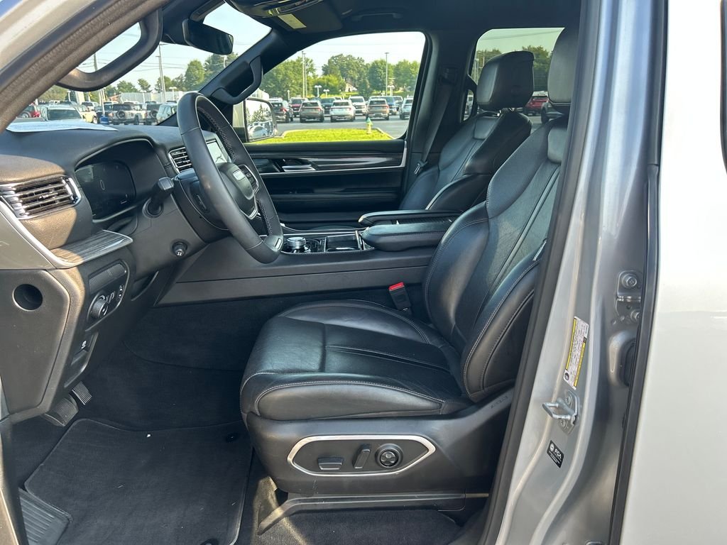 Used 2022 Silver Jeep Series II image 13