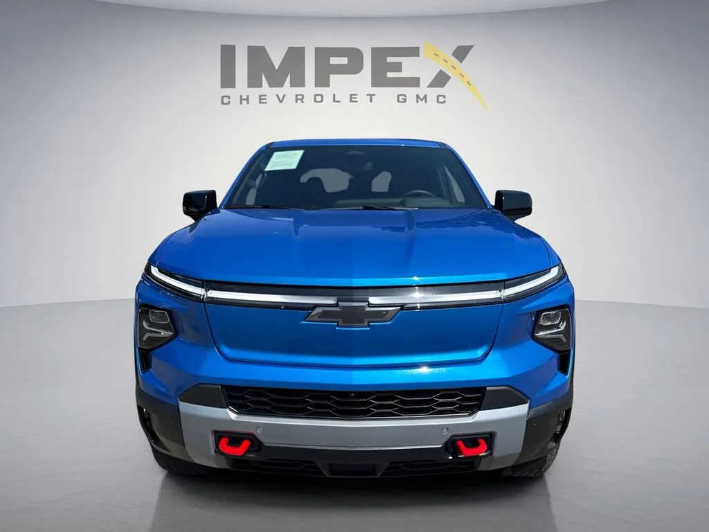 Used 2026 Riptide Blue Metallic Chevrolet Trail Boss - Max Range image 8