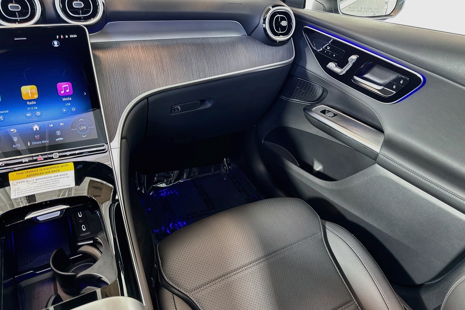 New 2026 Cirrus Silver Metallic Mercedes-Benz GLC 300 image 21