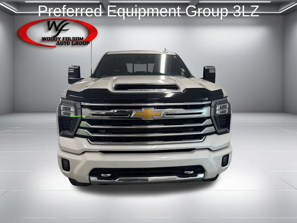 Used 2025 Iridescent Pearl Tricoat Chevrolet High Country image 2