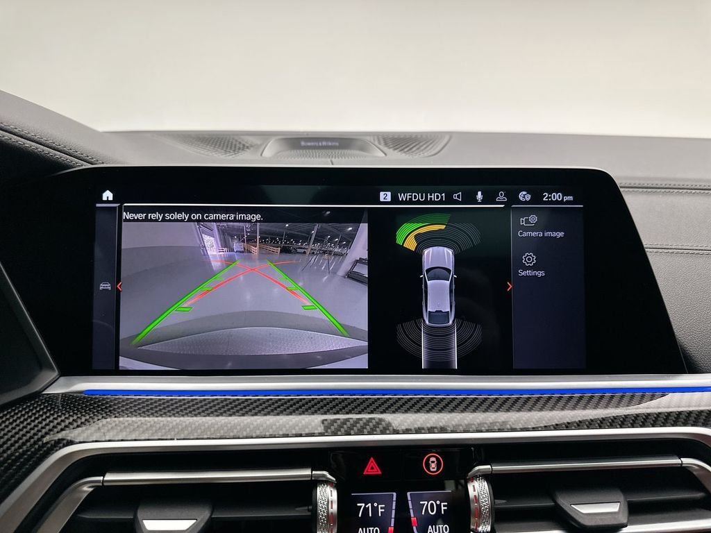 Used 2021 White Metallic BMW M50i image 28