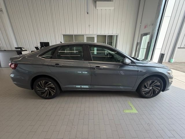 Used 2019 Volkswagen Jetta SEL Premium with VIN 3VWG57BU3KM246112 for sale in North Haven, CT