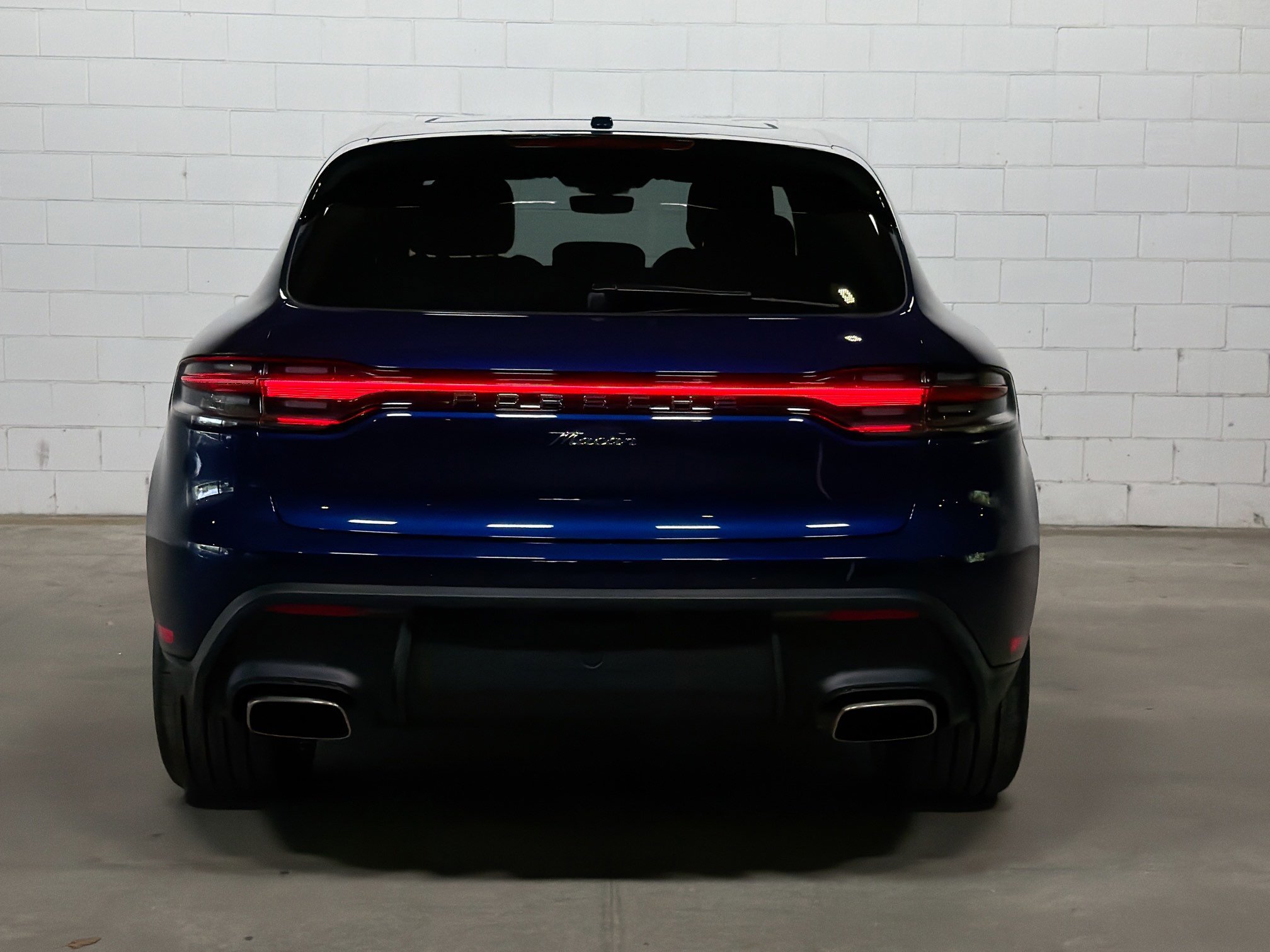 New 2026 Gentian Blue Metallic Porsche  image 8