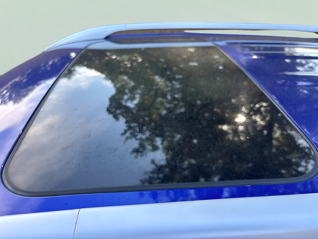 Used 2025 Blue Hyundai SEL image 32