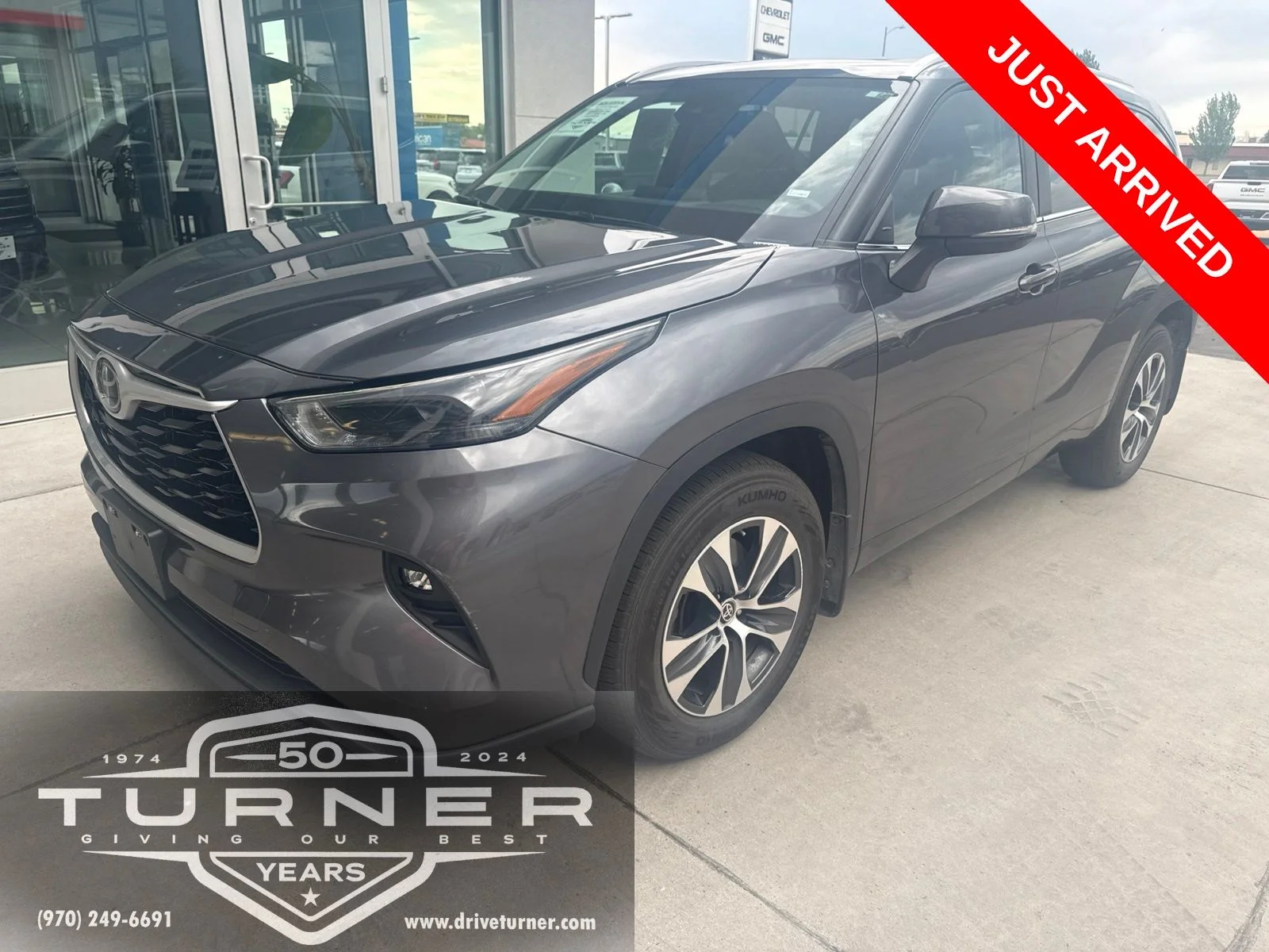 Used 2024 Gray Toyota XLE image 2