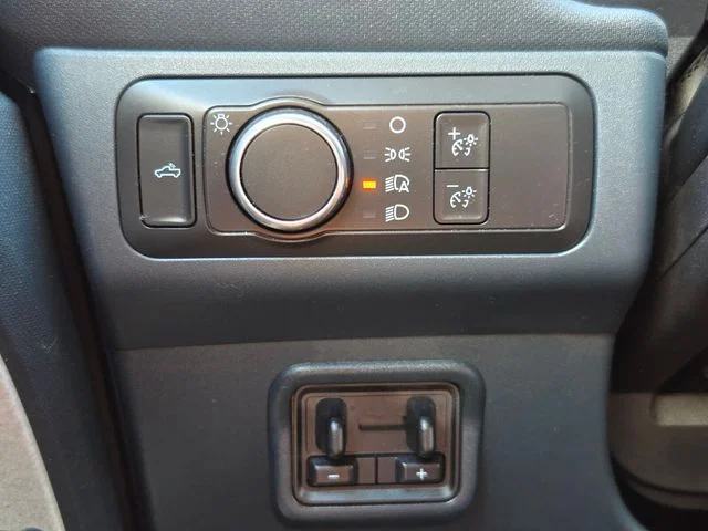 Used 2022 Silver Ford XLT image 18