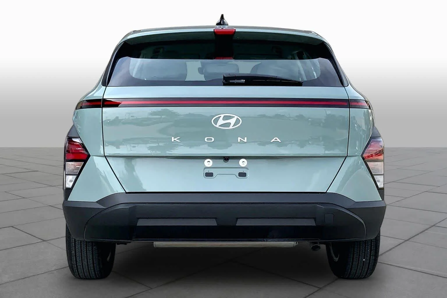 Used 2026 Mirage Green Hyundai SE image 5