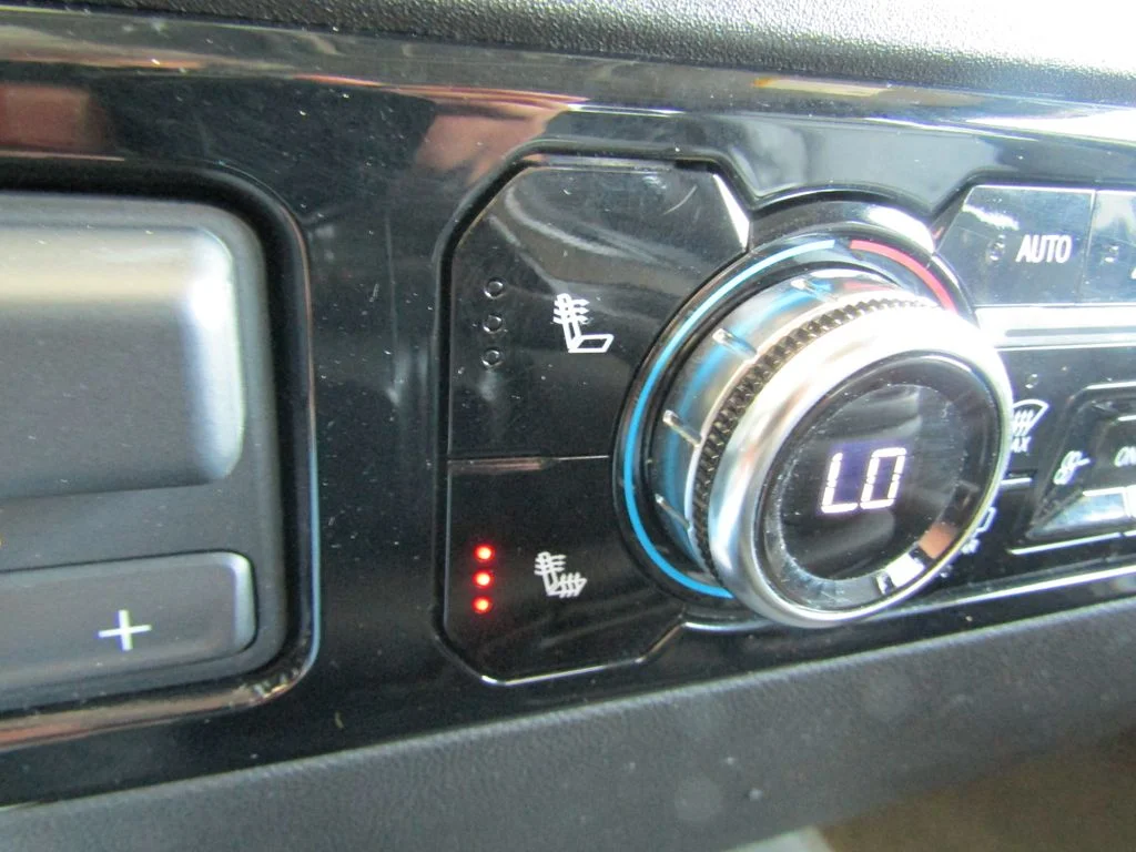 Used 2025 Sterling GMC SLT image 19