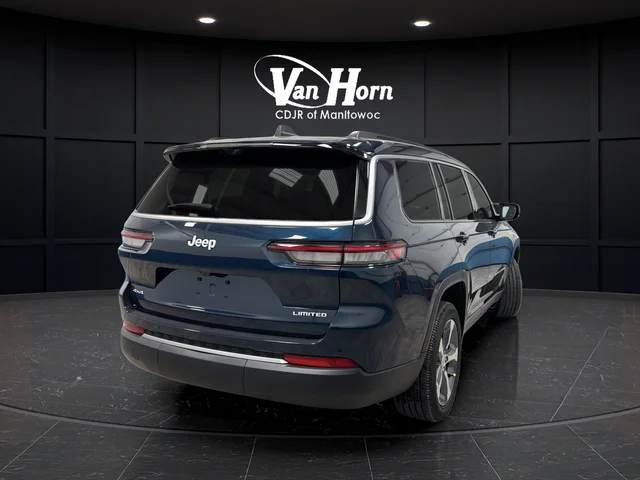 New 2026 Fathom Blue Pearl-Coat Exterior Paint Jeep Limited image 7