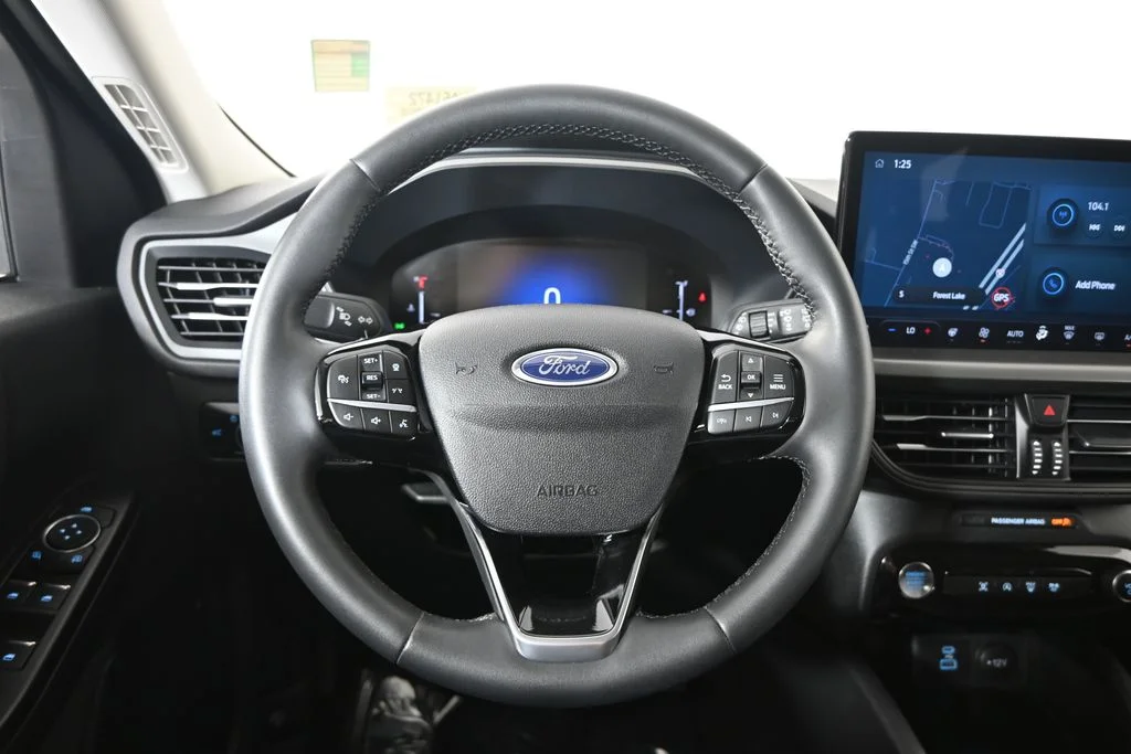 Used 2023  Ford Active image 32