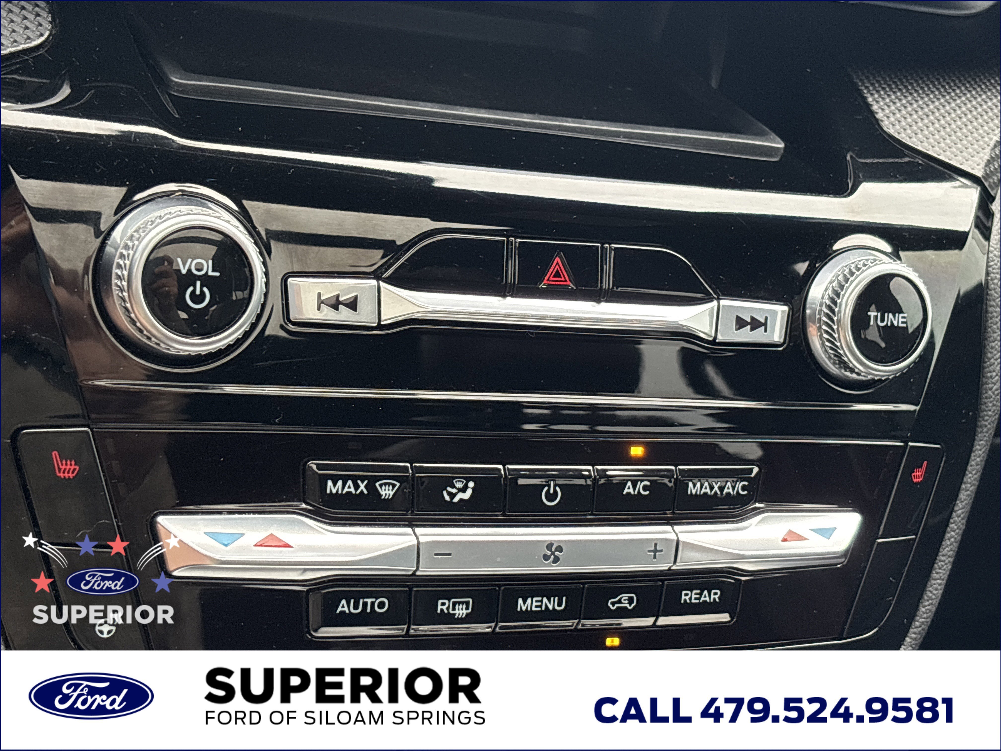 Used 2024 Iconic Silver Metallic Ford ST-Line image 35