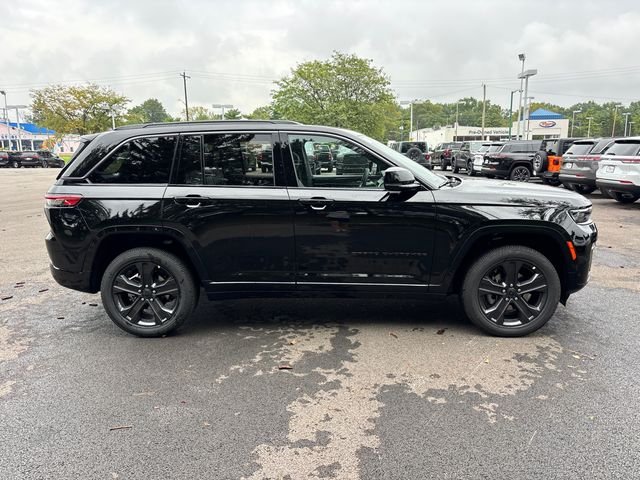 New 2027 High Gloss Black Jeep Limited Reserve image 28