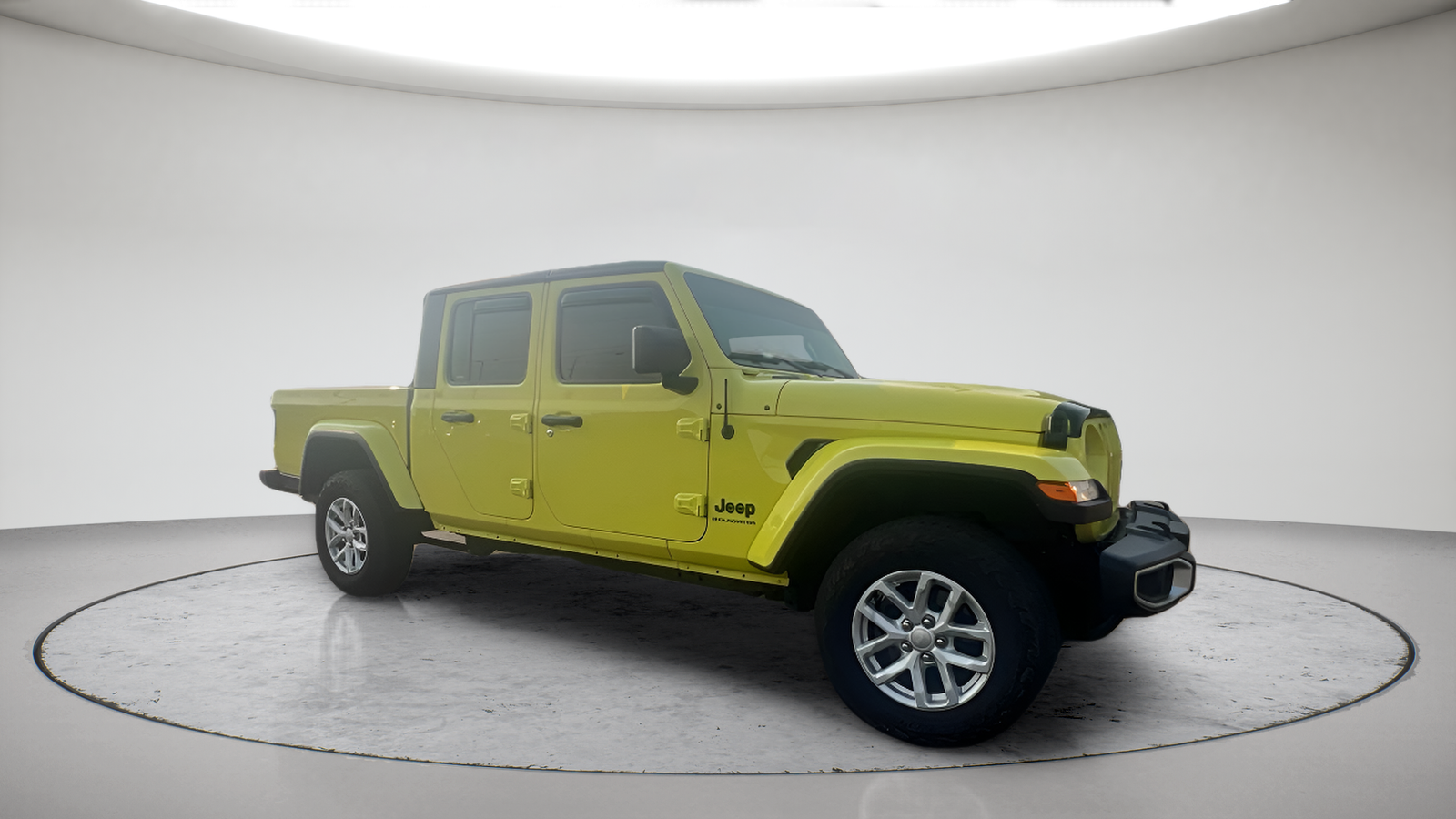 Used 2023 High Velocity Clearcoat Jeep Sport S image 6